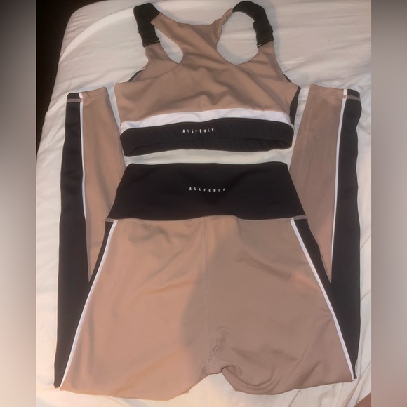 ALLFENIX ACTIVE WEAR SET - Picture 1 of 3